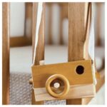 Camara de madera de colores!